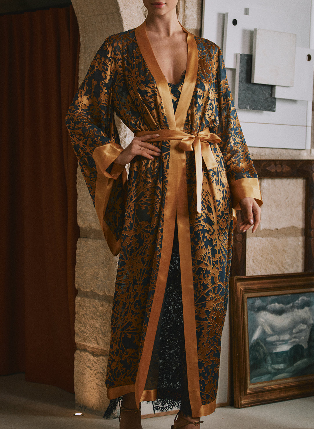 Dahlia Mousseline Dore Print Burnout Long Robe