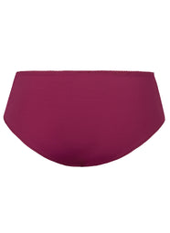 Clea Grenat Full Brief