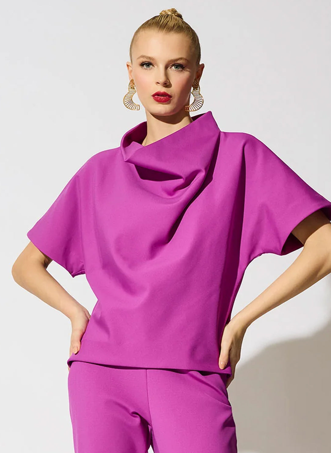 Techno Crepe Magenta Funnel Neck High Low Top