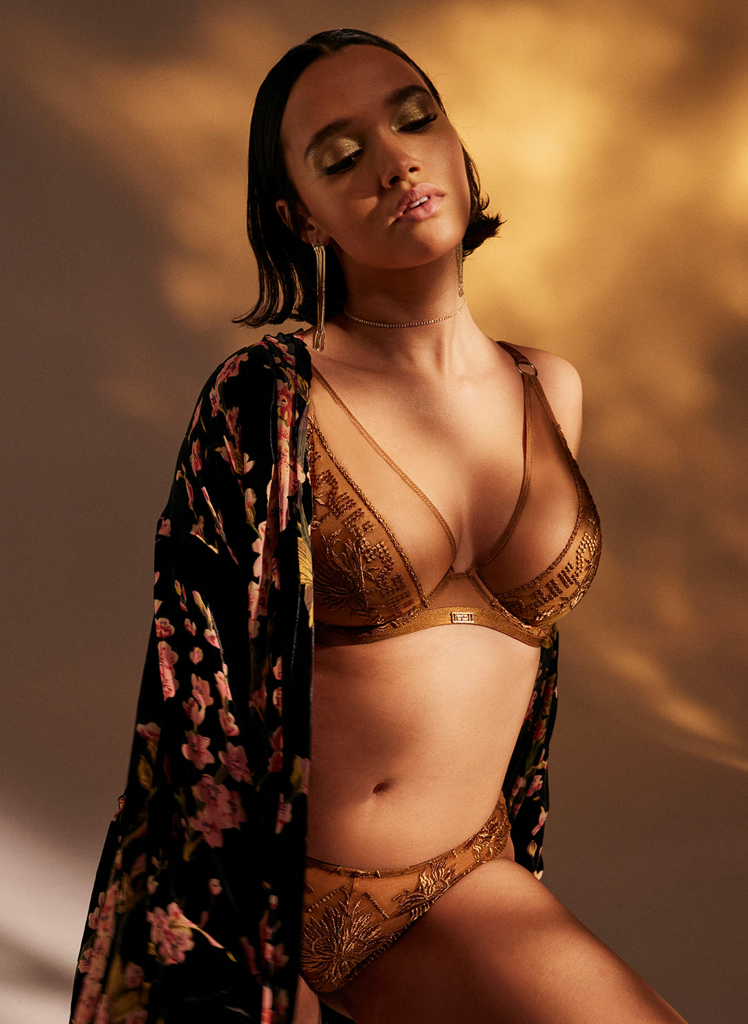 Rules Of Attraction Golden Shadow Triangle Plunge Bra