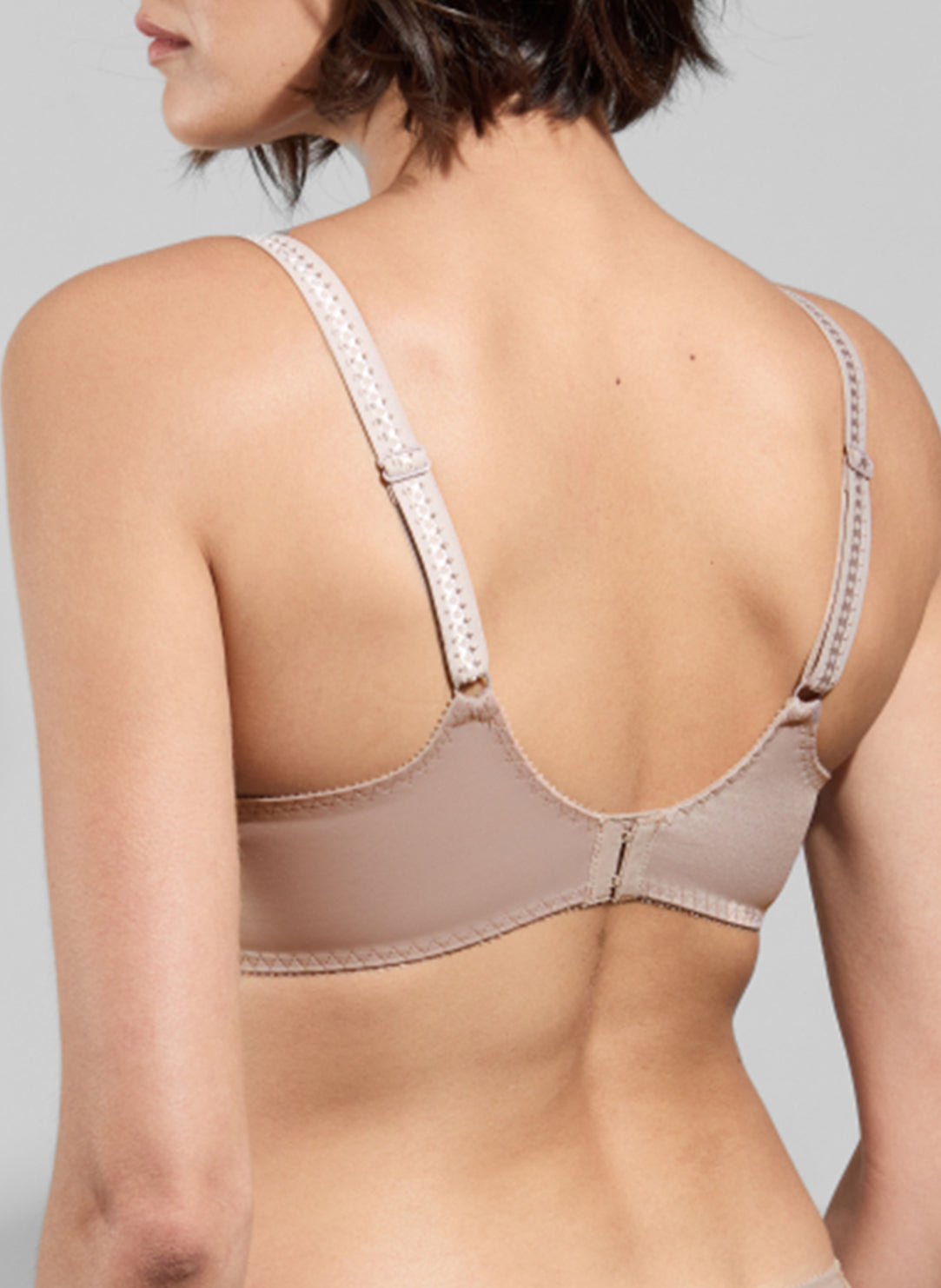 Cassiopee Rose Sauvage Invisible Full Cup Bra