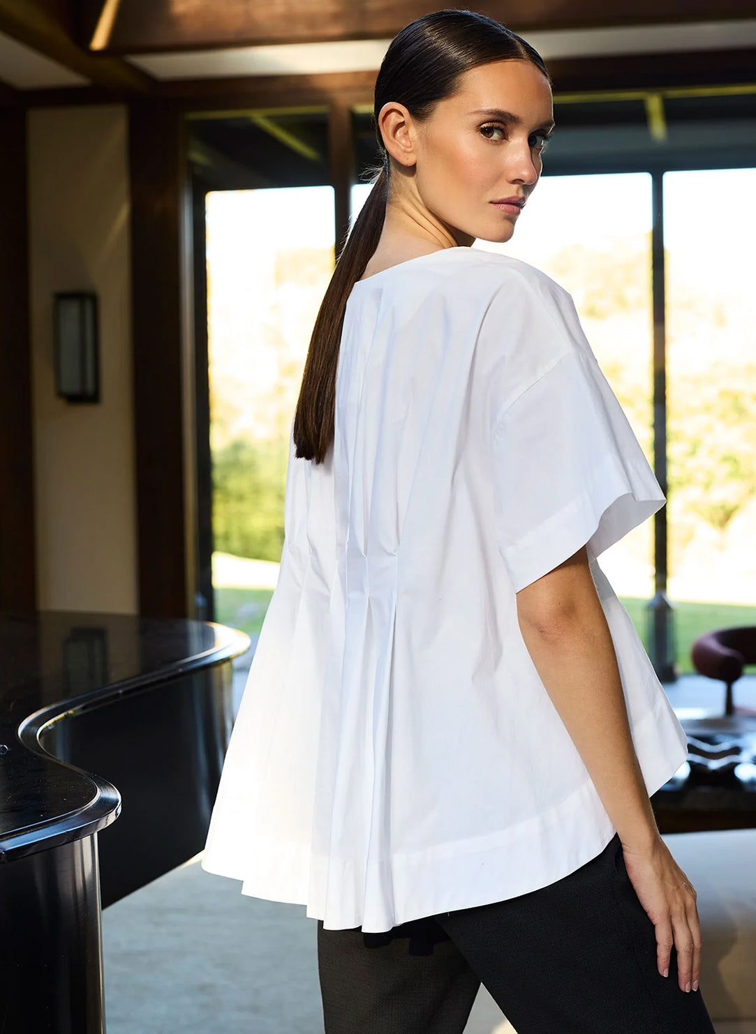 Solid Cotton Poplin White Pleated Back Cocoon Shirt