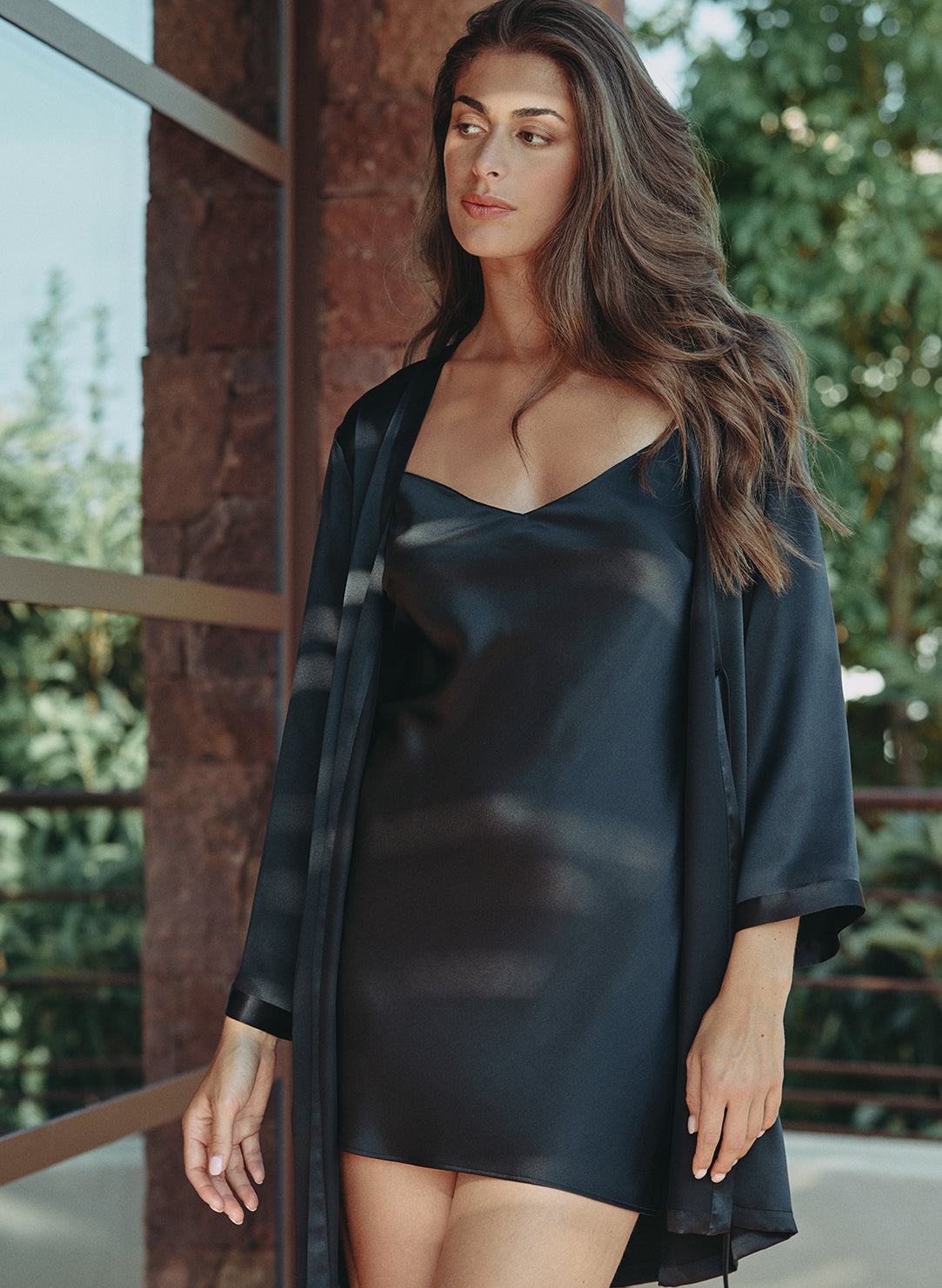 Tracy Black Short Robe