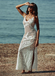 Celeste Dentelle Naturel Lace Gown