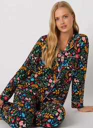 Winter Blooms Black Long Pajama Set