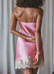 Artemis Rose/Lin Chemise with Lace