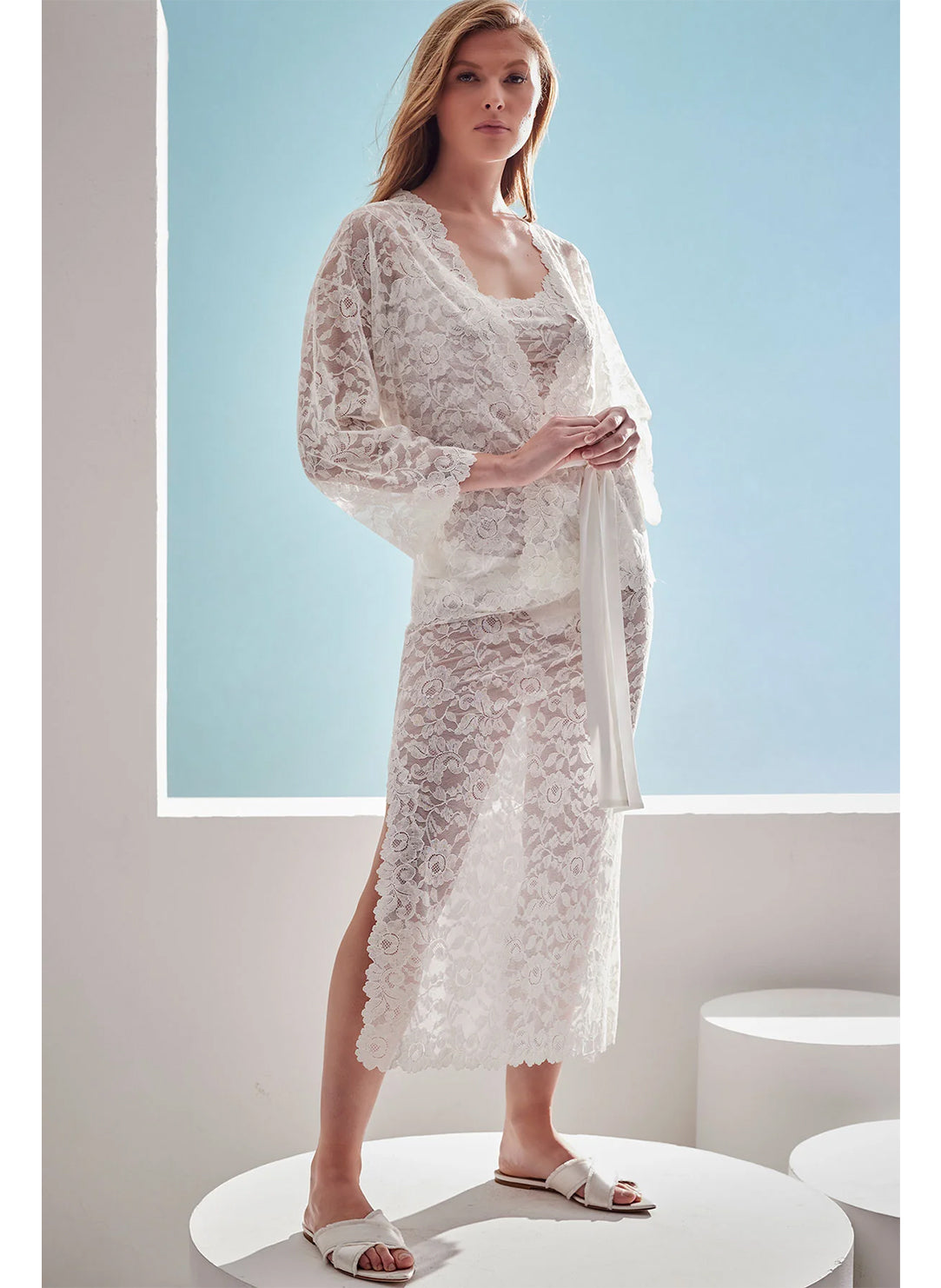 Peony Warm White Lace Gown