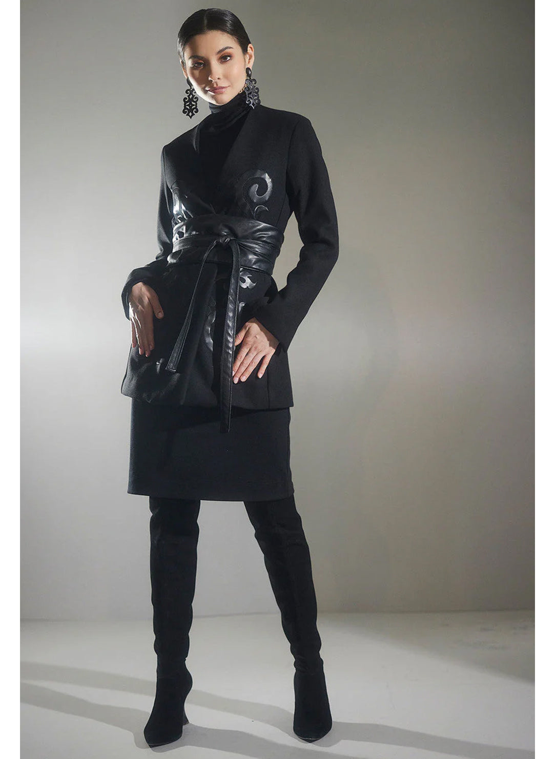 Layering Jersey Black Turtleneck Dress