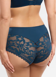 Leia Blue Ocean Full Brief
