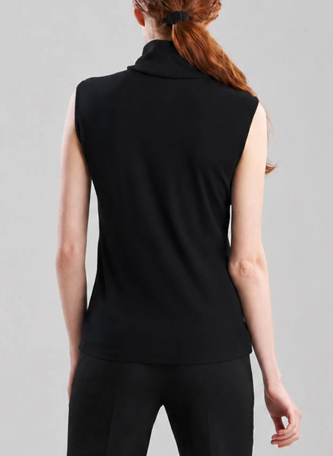 Layering Jersey Black Sleeveless Turtleneck Top