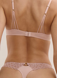 Eloge Du Desir Misty Blush Thong
