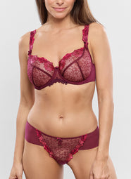Clea Grenat Low Necked Bra