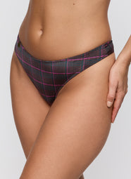 Tom Wenge Thong