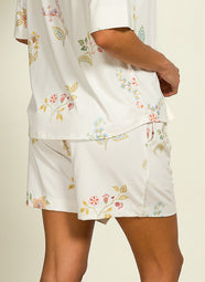 Blossom Chique White Bo Short