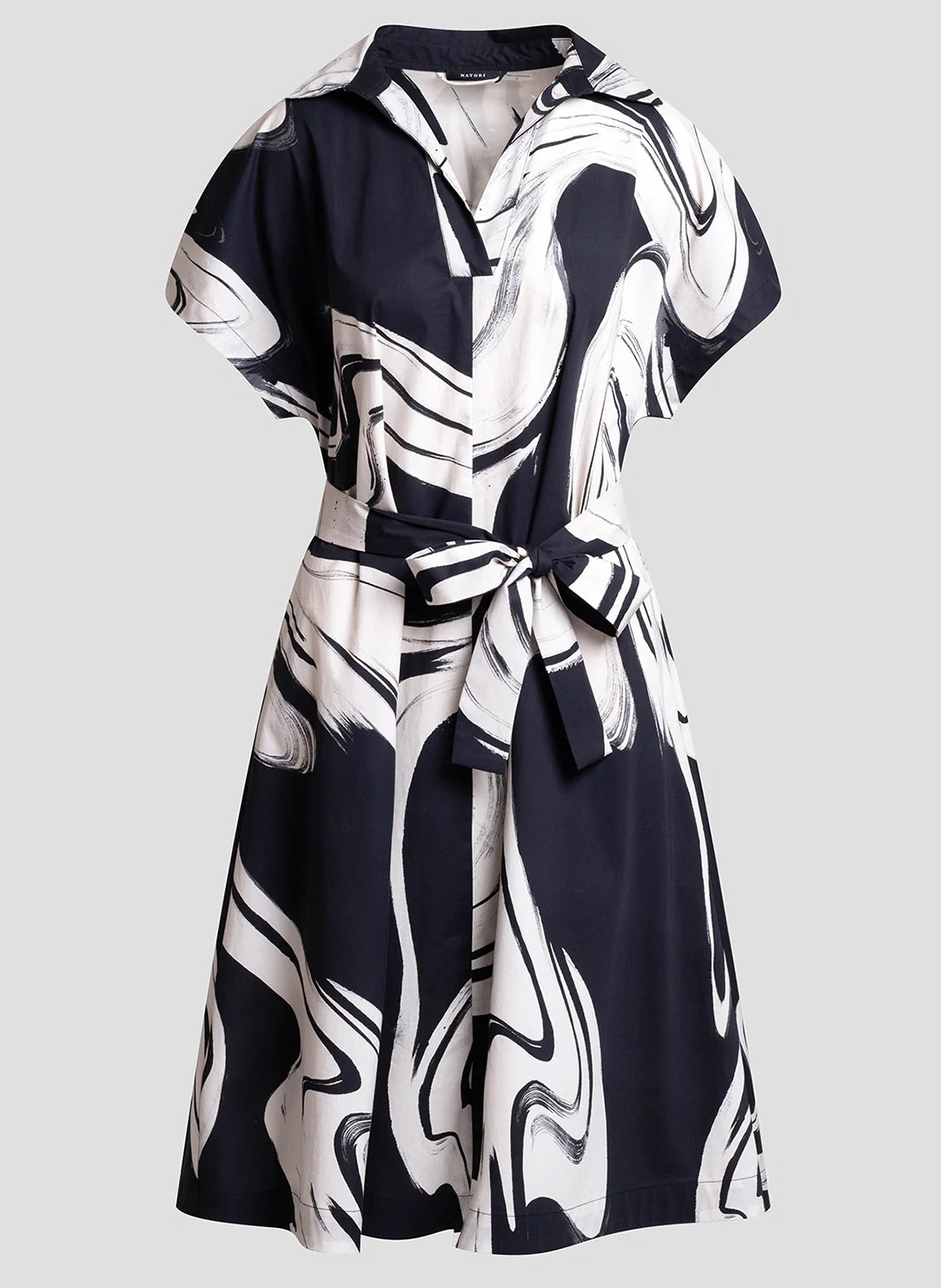 Kaze Black Short Sleeve Trapeze Dress