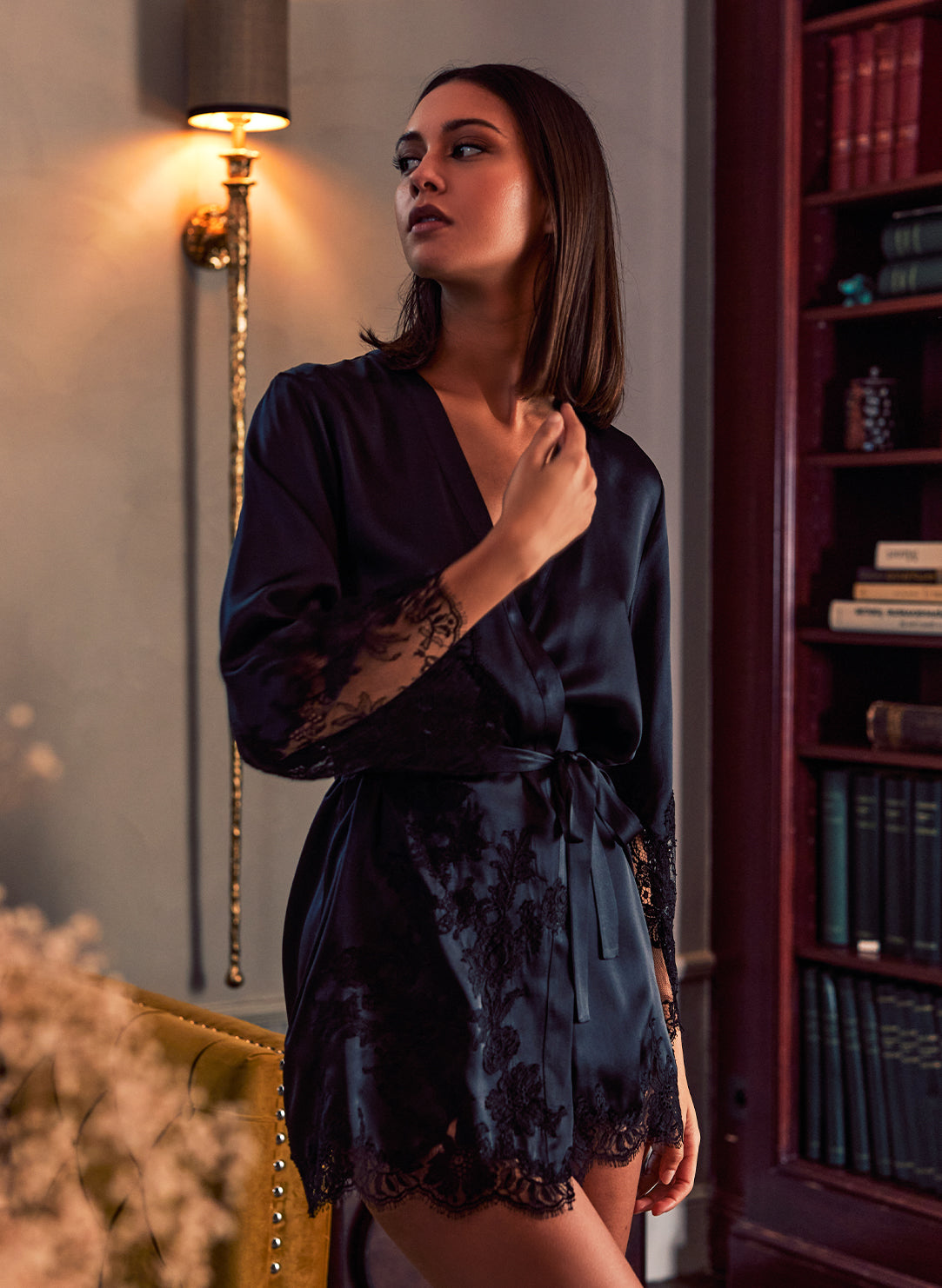 Phenix Black Short Robe