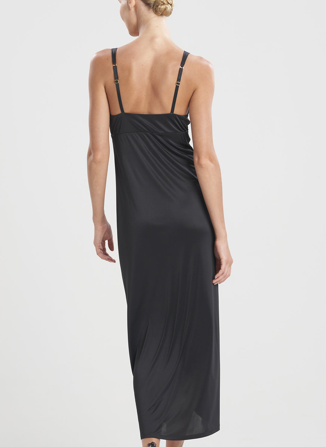 Natori Aphrodite Gown in Black