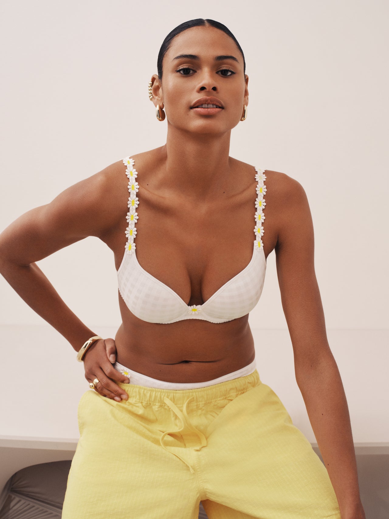 Avero Ivory Petal Padded Bra Heartshape