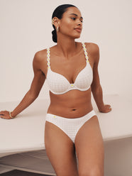 Avero Ivory Petal Padded Bra Heartshape