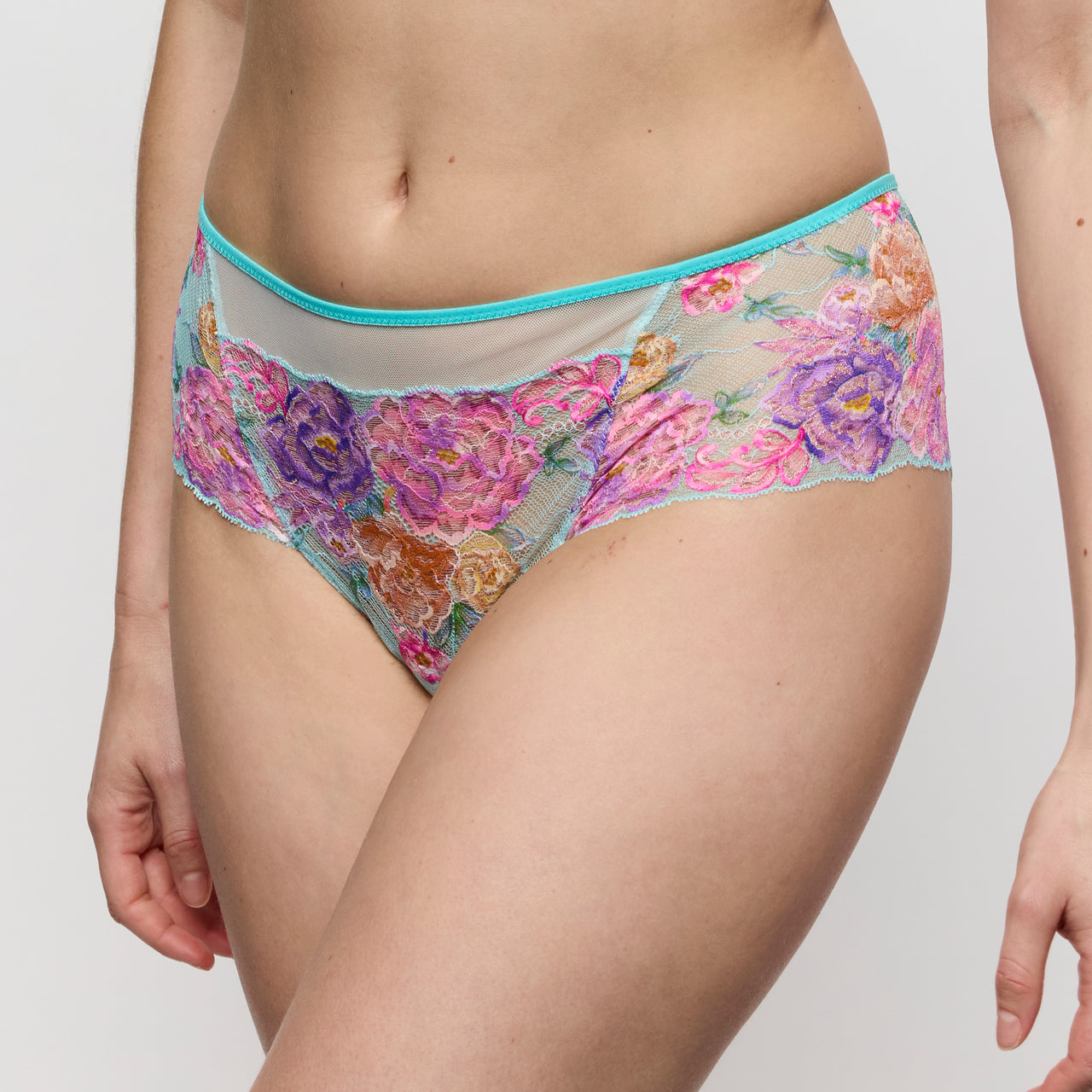Lisbeth Clearwater Hotpants