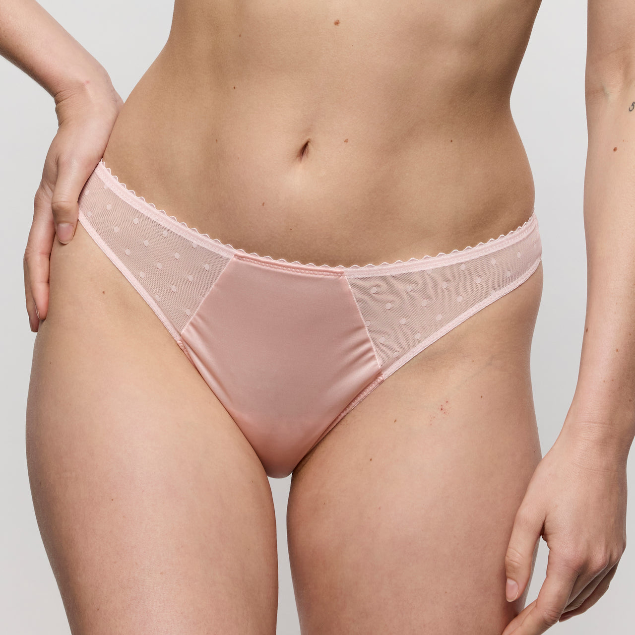 Noova Gardenia Rose Thong