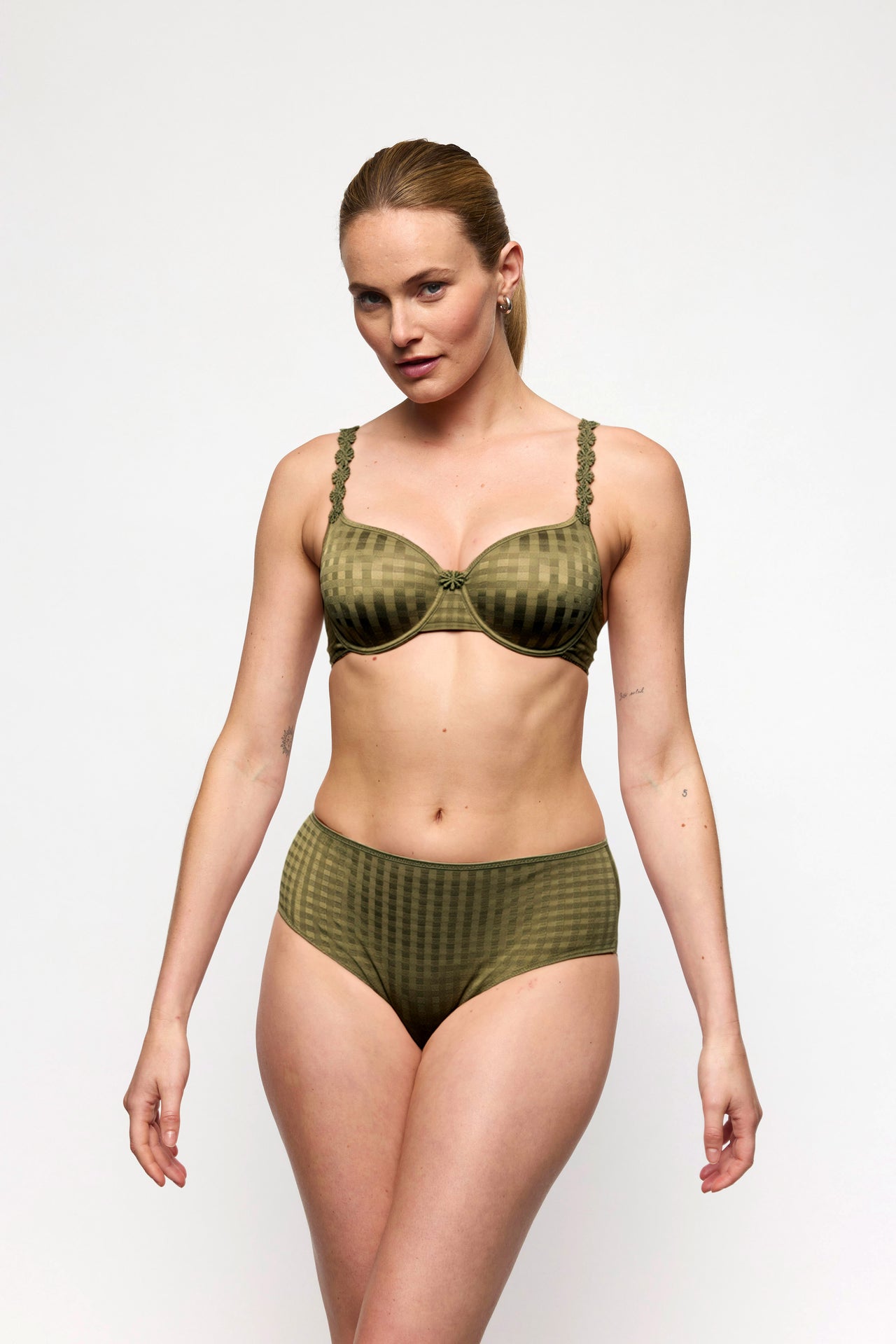 Avero Olive Non Padded Full Cup Seamless
