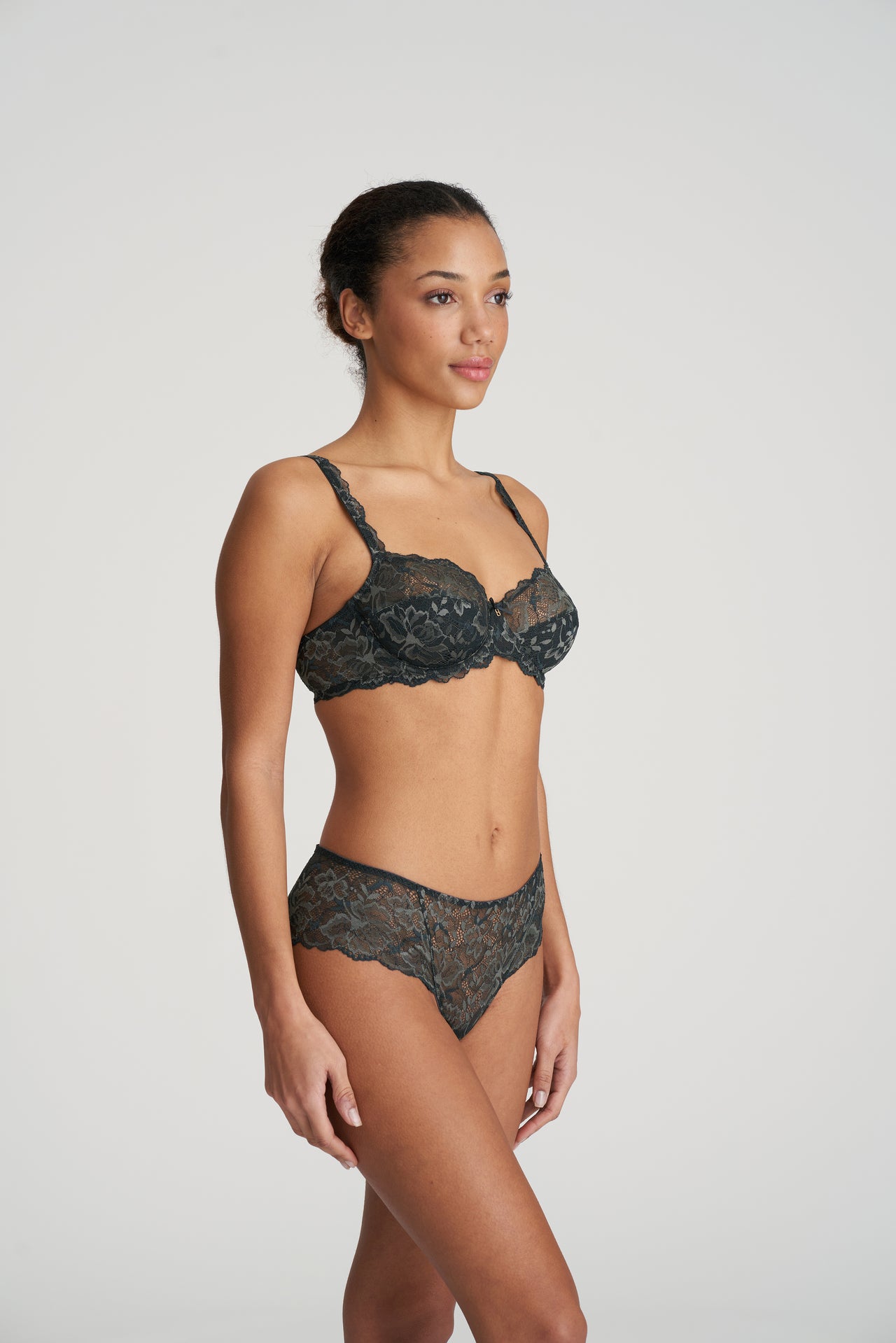 Manyla Night Grey Hotpants