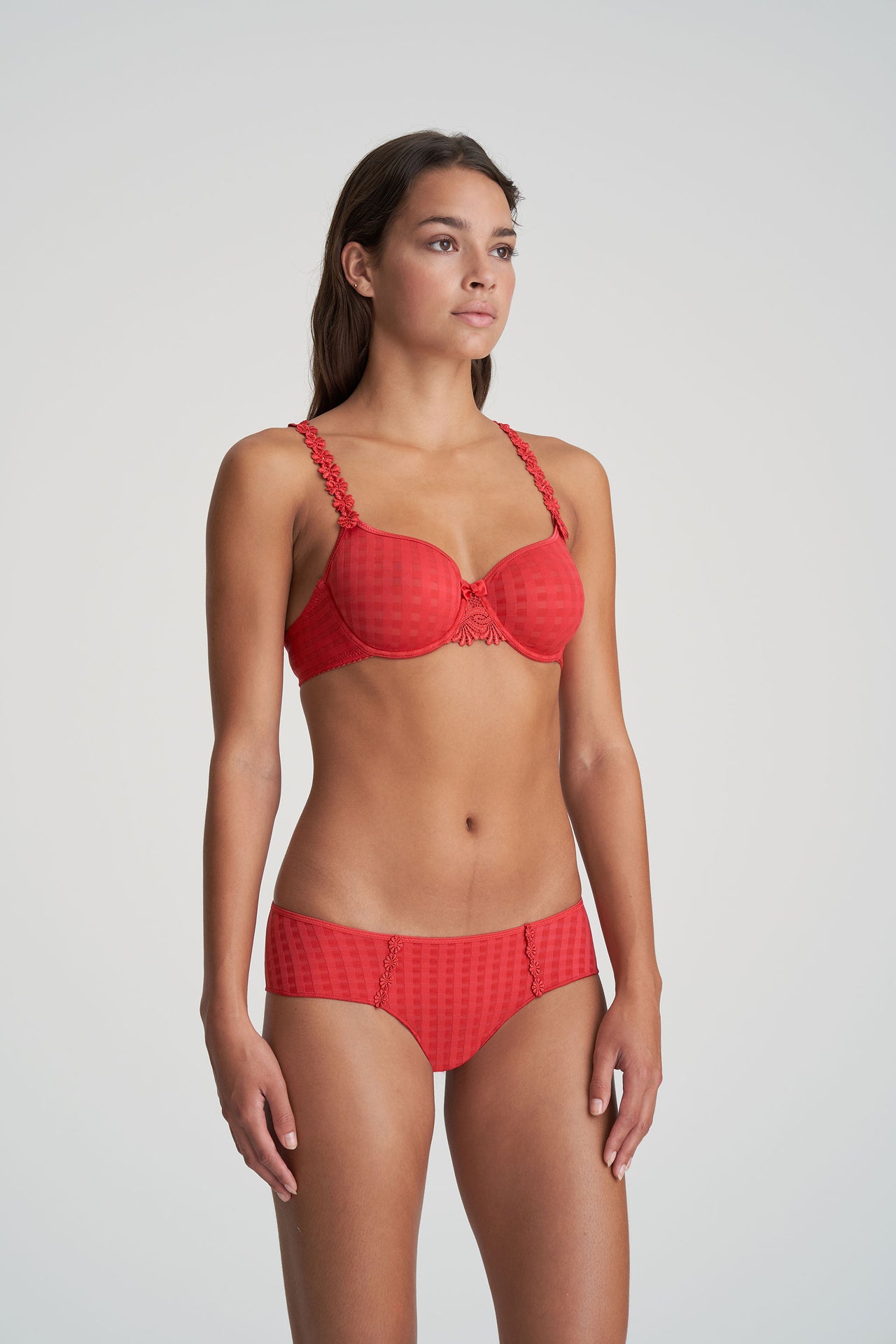 Daisy Scarlet Non Padded Full Cup Seamless