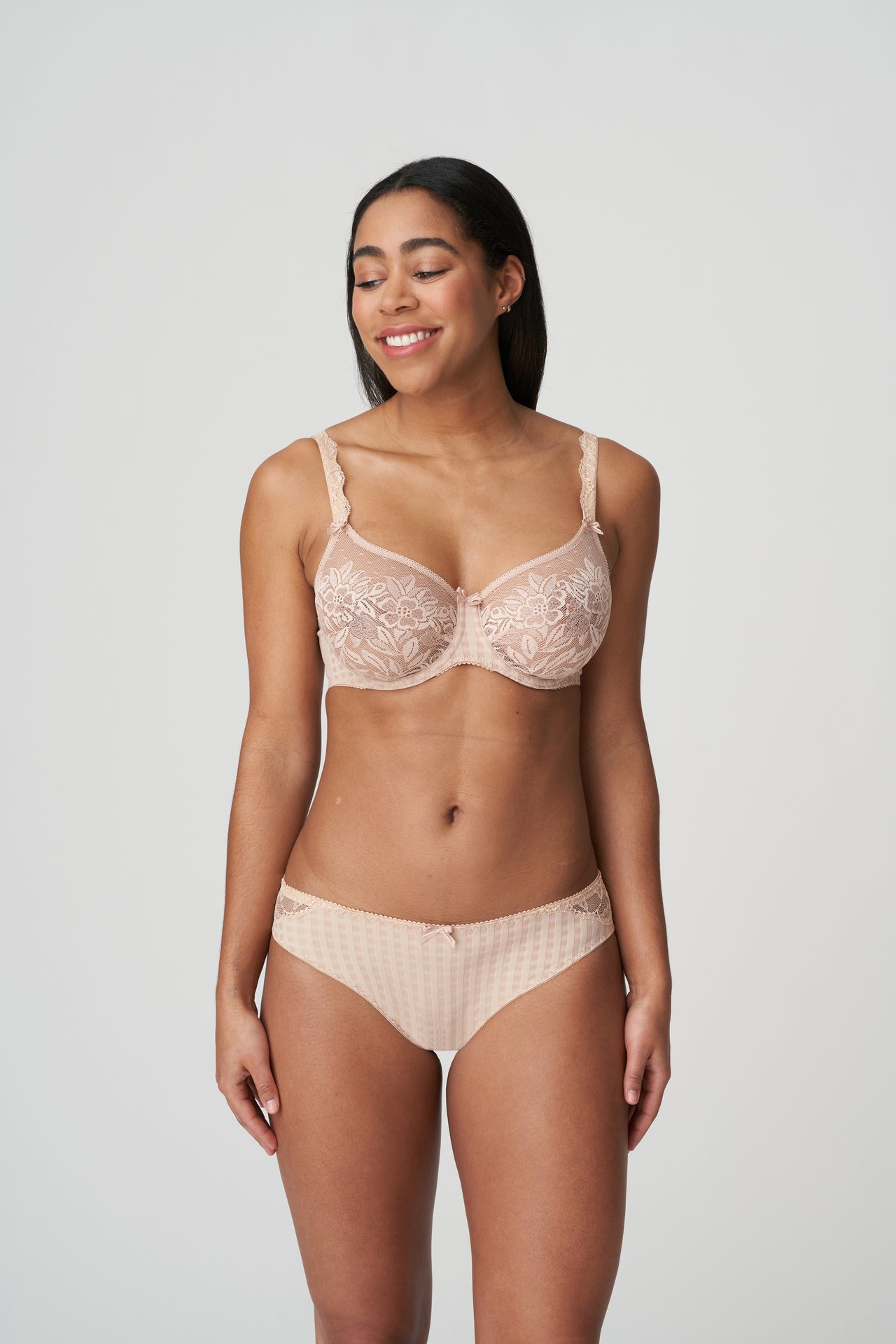 Madison Caffe Latte Non Padded Full Cup Seamless