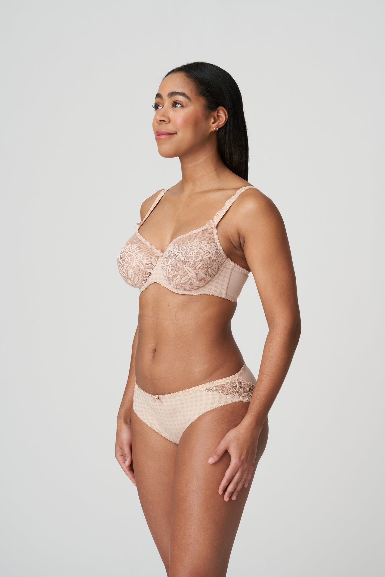 Madison Caffe Latte Non Padded Full Cup Seamless